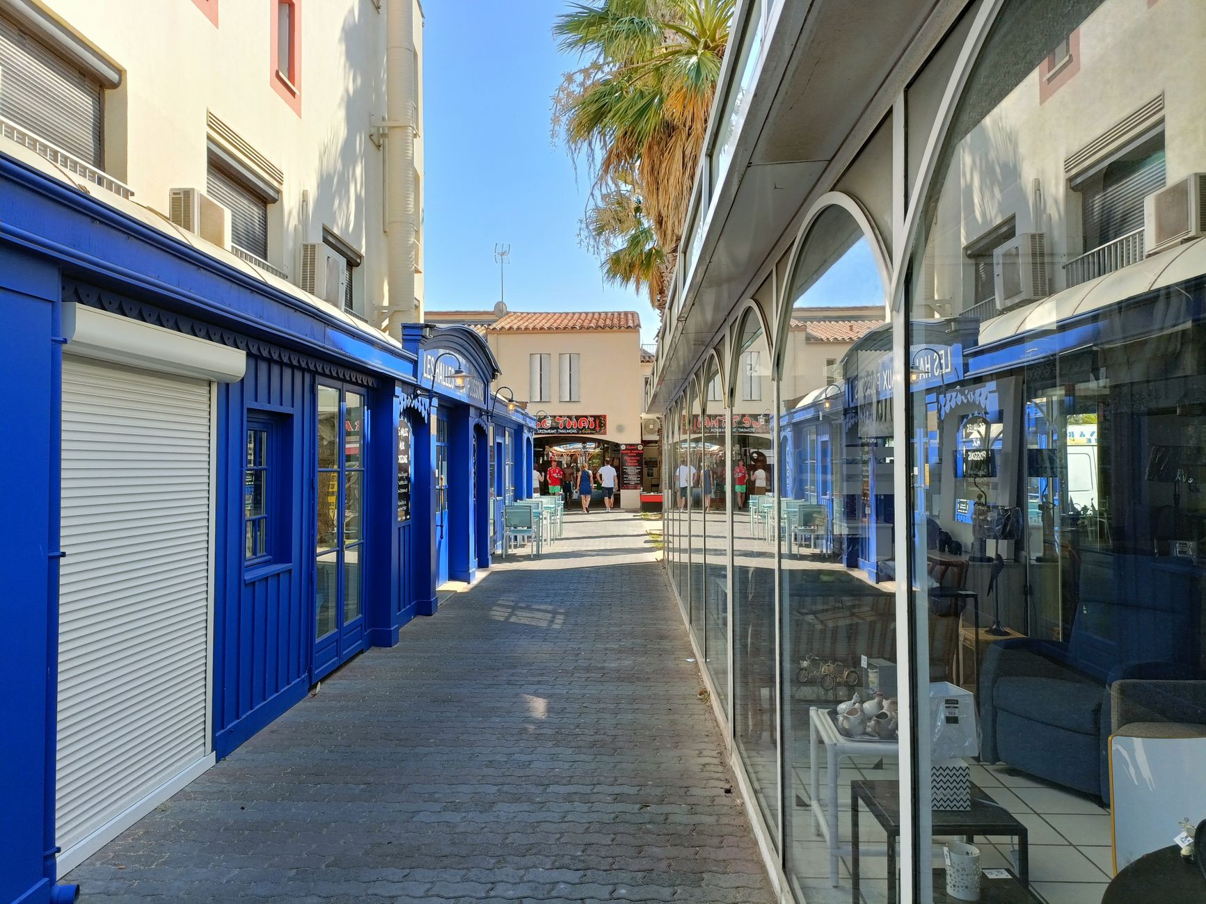 Agence immobilière commerciale équipe à Villeurbanne
